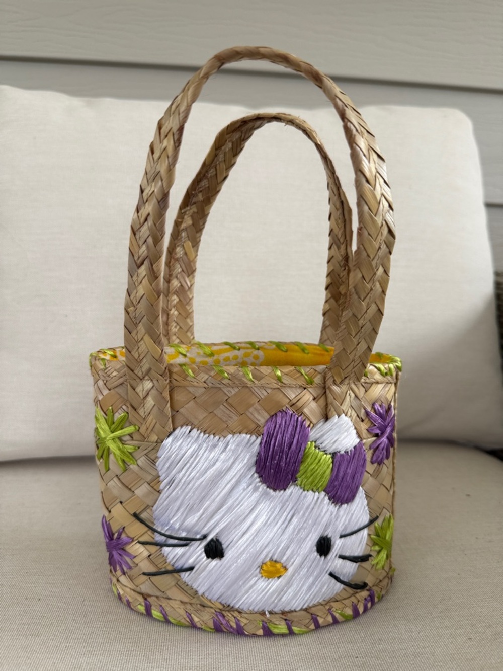 Hello Kitty Bahamas Small Straw Tote Bag - Picture 5 of 8